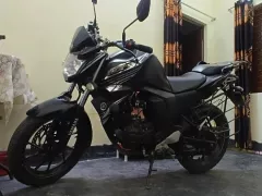 Yamaha FZ FI V2